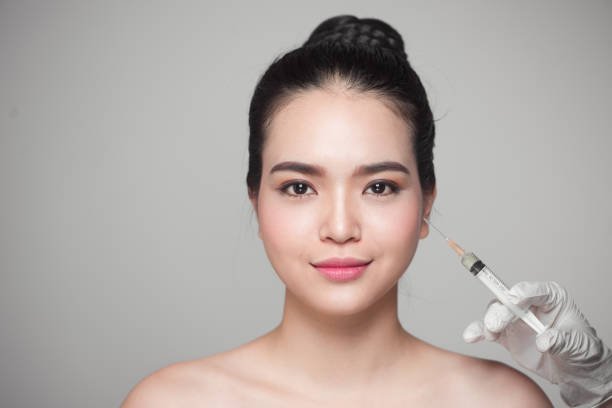 What Makes 5D Skin Whitening Injections in Riyadh Different from Traditional Whitening Methods?
